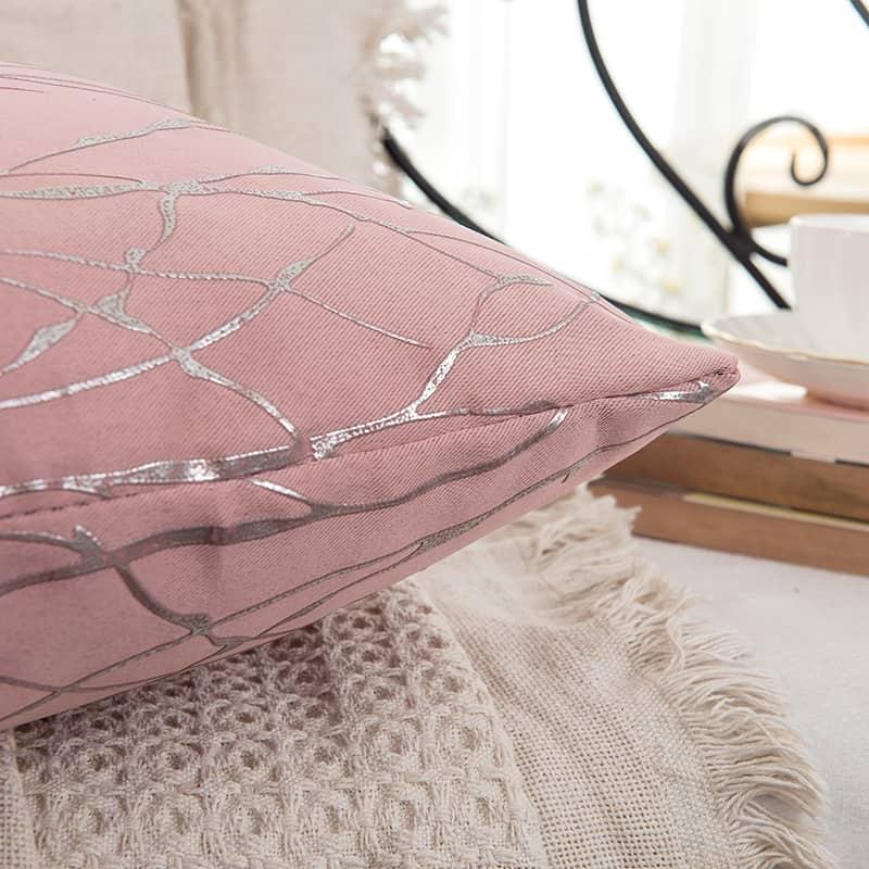 CUSHION COVER